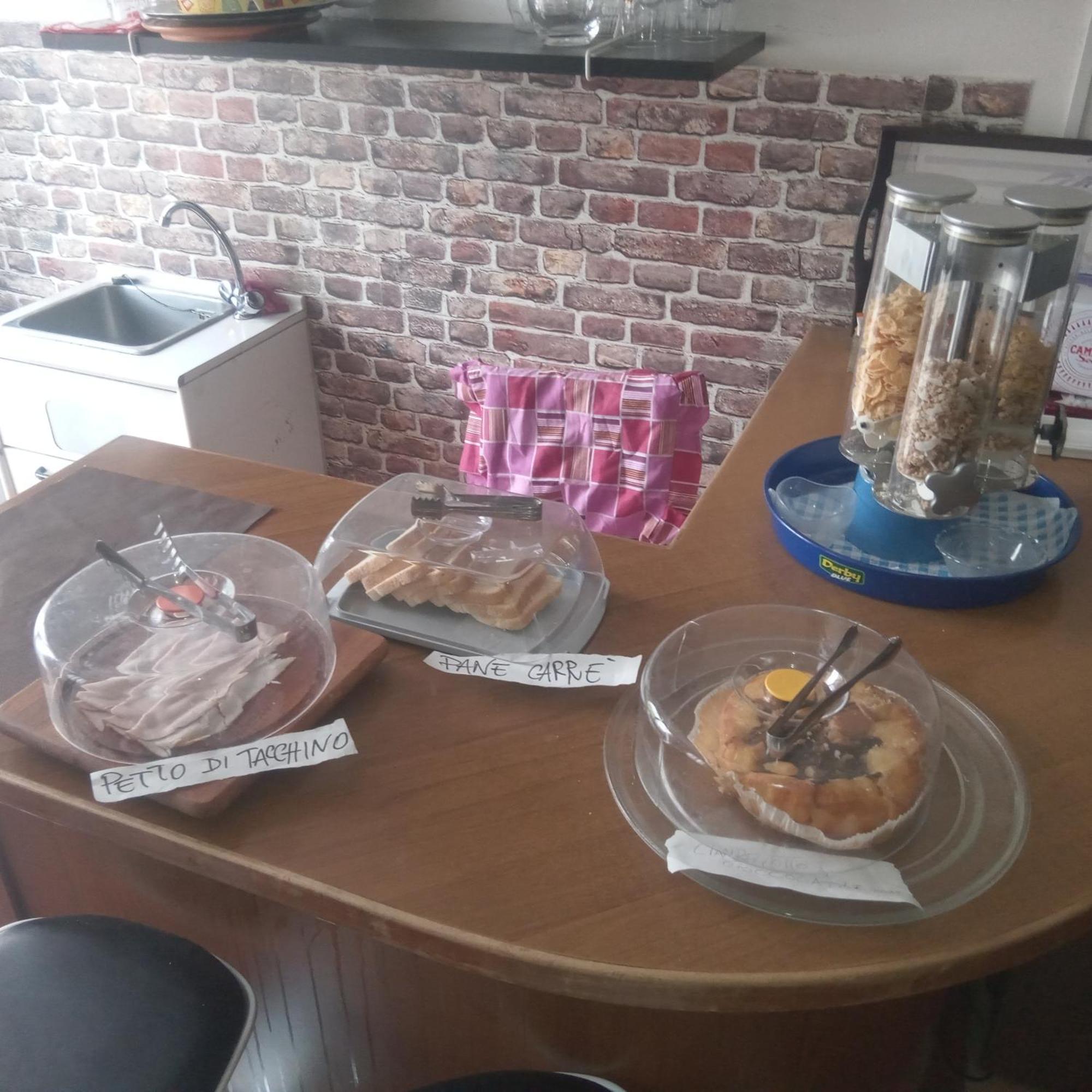 Bed&Breakfast Giardino Agritourist 콘트로구에라 외부 사진